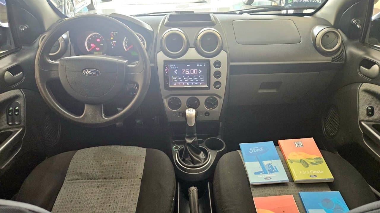 Ford Fiesta Sedan 1.6 2014 — foto 3