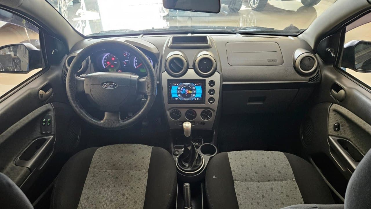 Ford Fiesta 1.0 2014 — foto 3