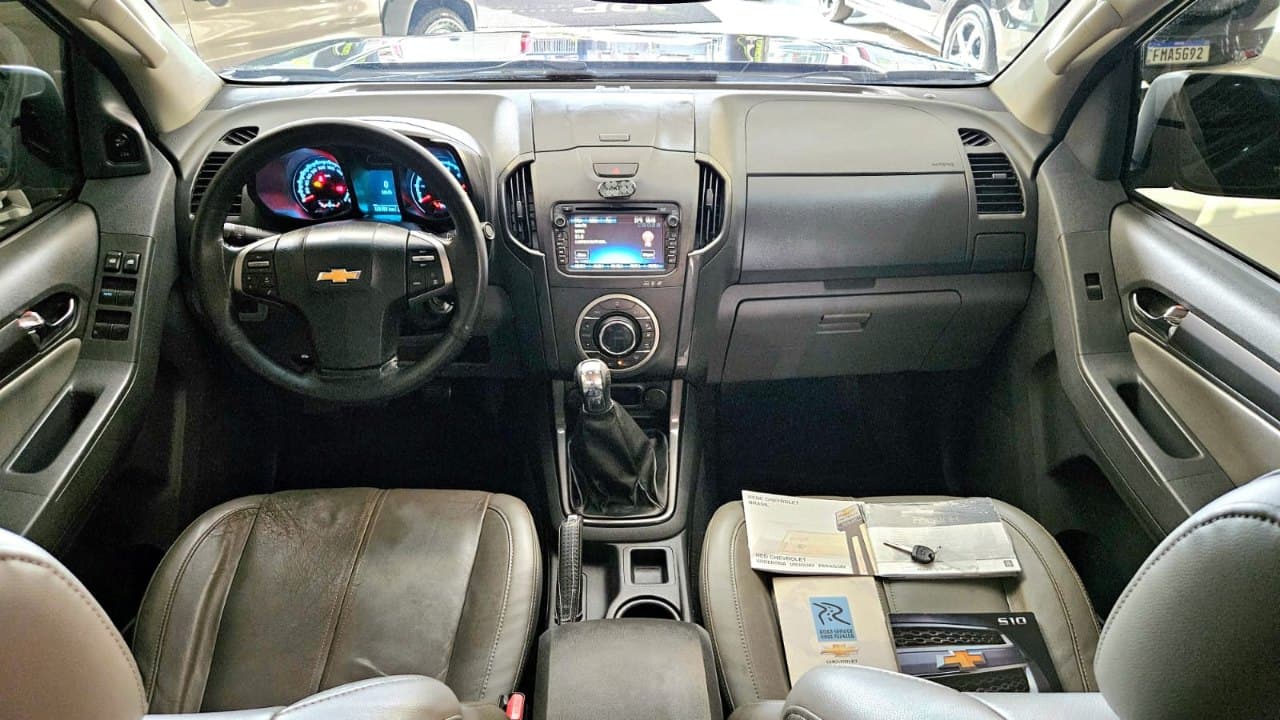 Chevrolet S10 LTZ 4x2 2.4 2014 — foto 3